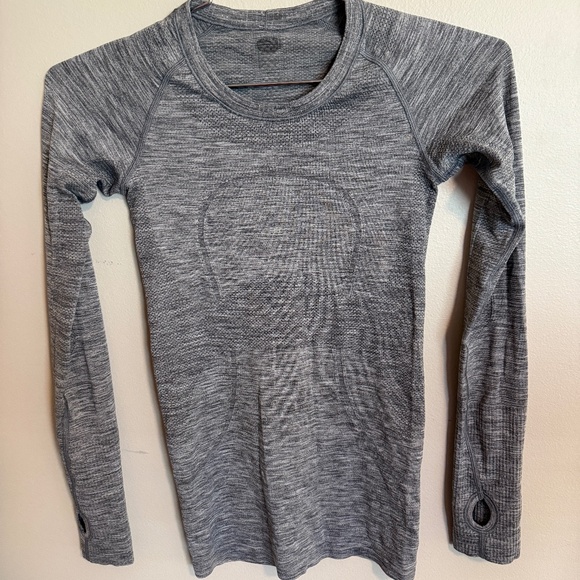 Lululemon Swiftly tech long sleeve size 2/4 XS gray women's - Picture 1 of 4